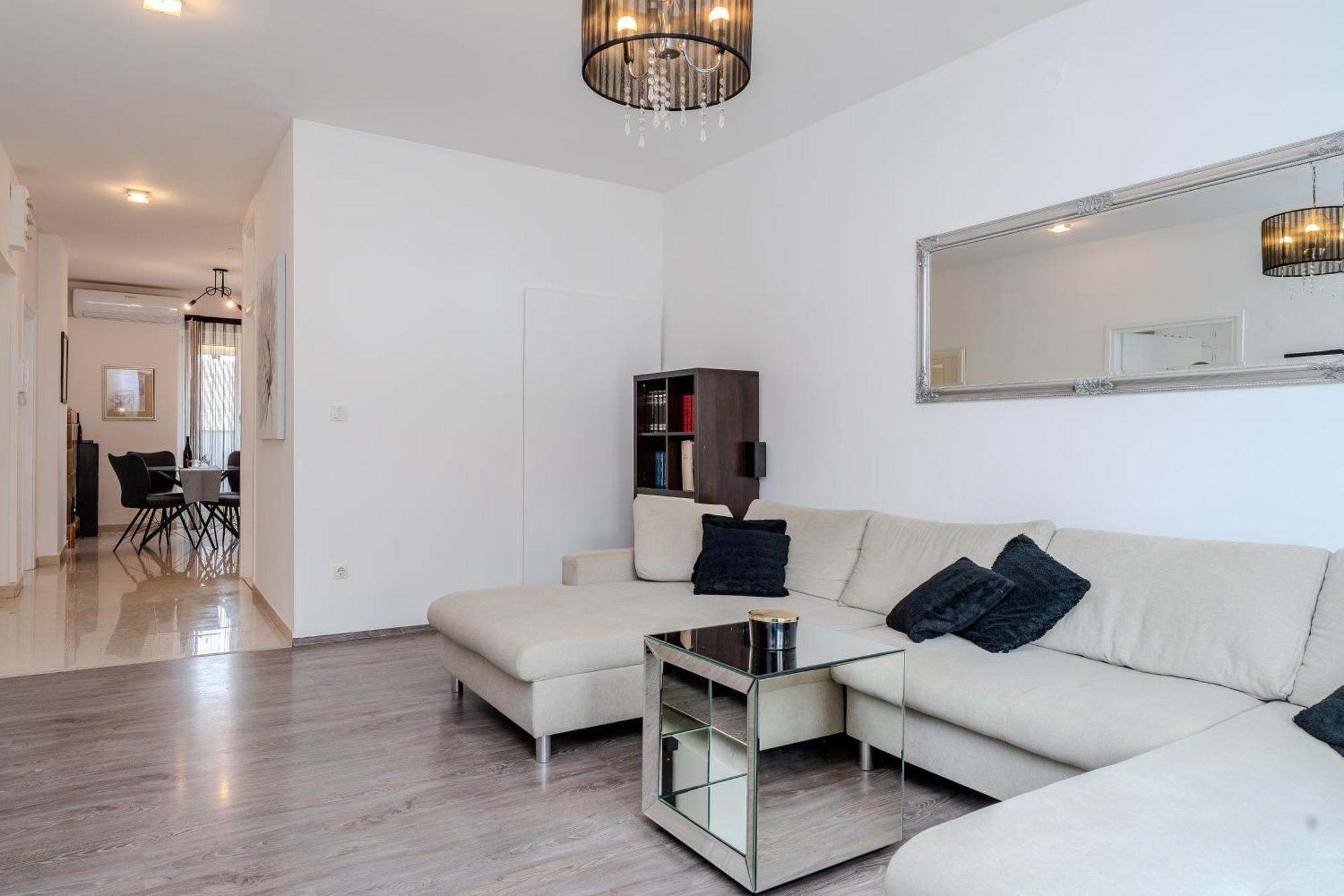 Zadar Center Apartment Verdi,Big & Cosy エクステリア 写真